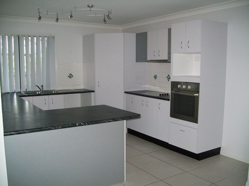 Sandstone Point QLD 4511