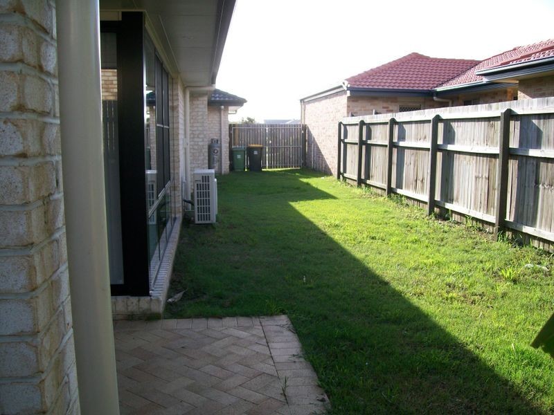 Sandstone Point QLD 4511