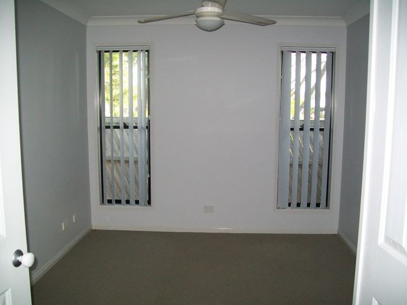 Sandstone Point QLD 4511