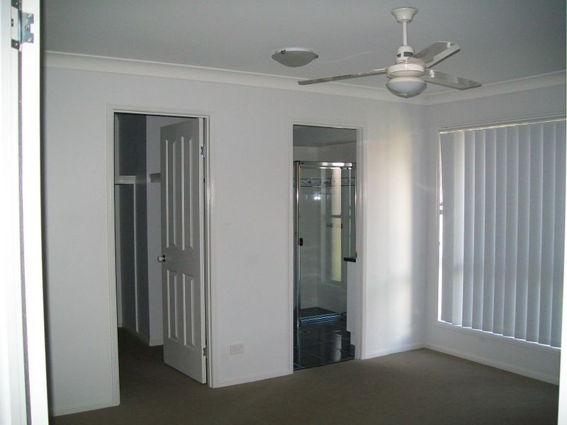 Sandstone Point QLD 4511