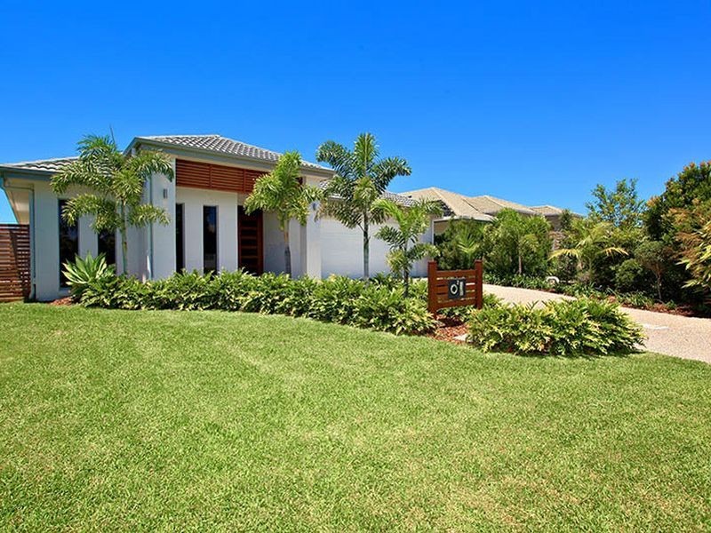 2 Robusta Court, Bribie Island QLD 4507