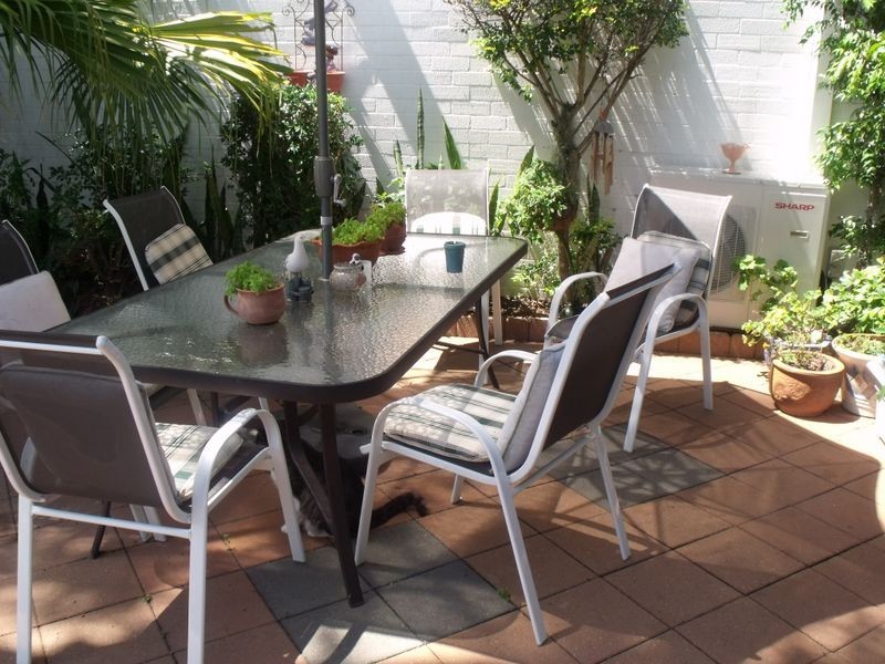 Sandstone Point QLD 4511