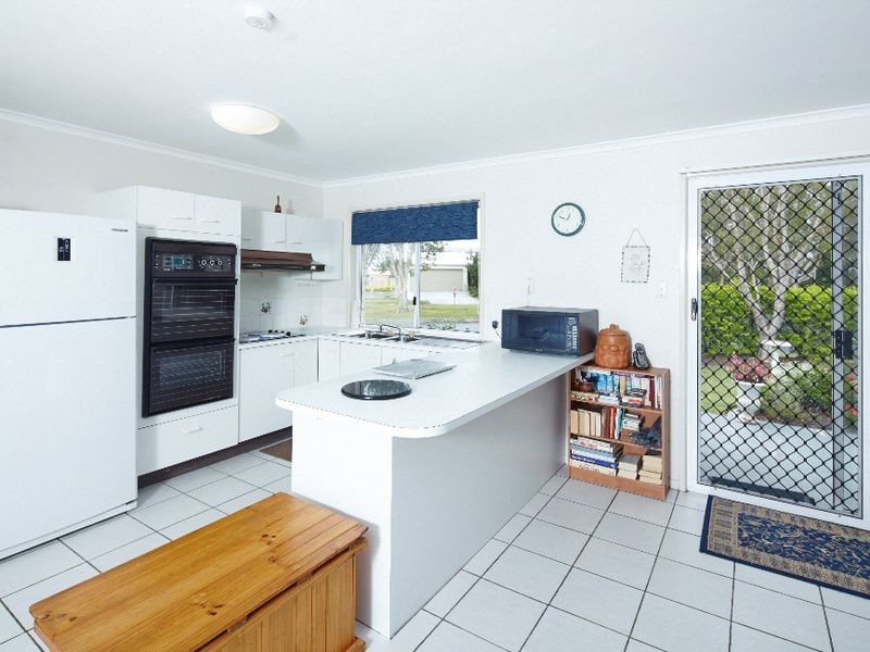 1 White Patch Esplanade, Bribie Island QLD 4507