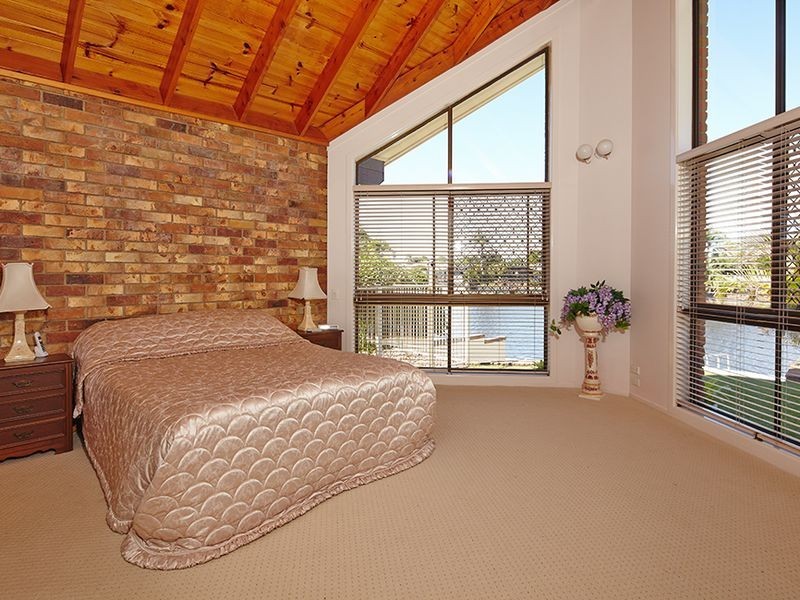 24 Jacaranda Drive, Bribie Island QLD 4507