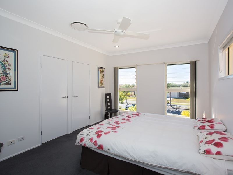 170 Marina Boulevarde, Bribie Island QLD 4507