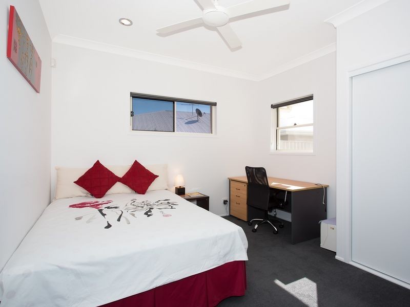 170 Marina Boulevarde, Bribie Island QLD 4507