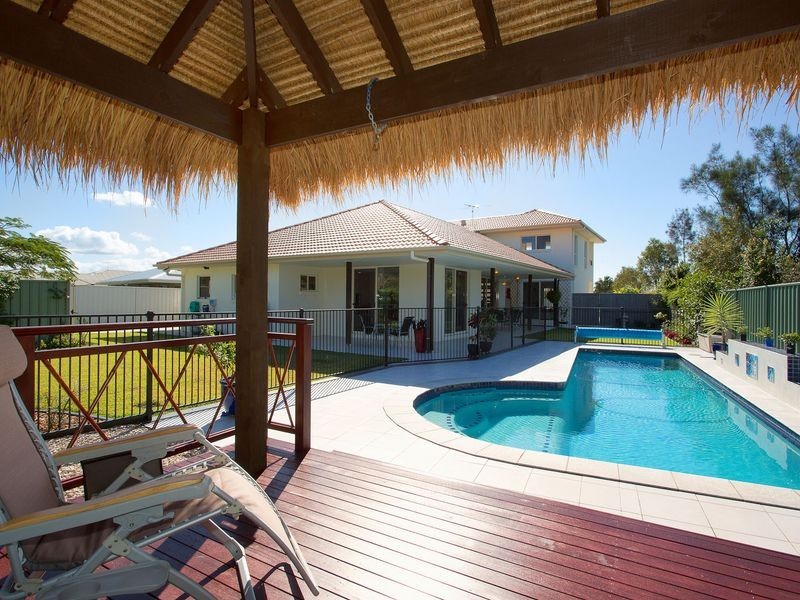 170 Marina Boulevarde, Bribie Island QLD 4507