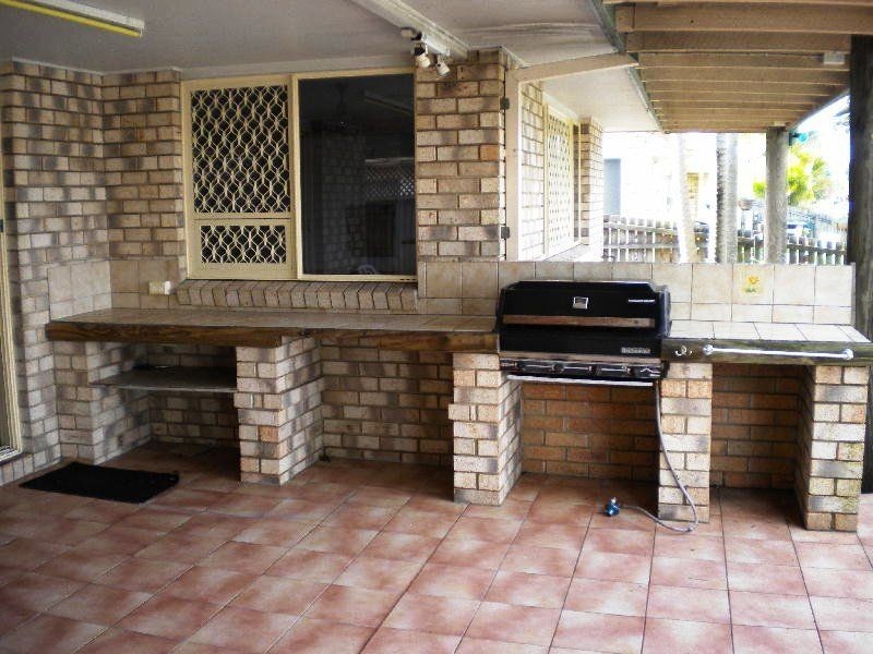 14 Hoya Crescent, Bribie Island QLD 4507