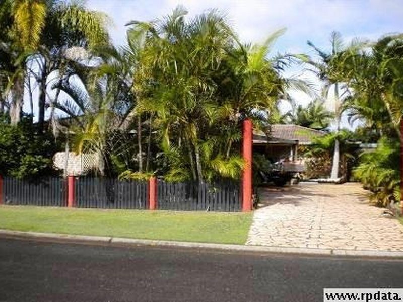 14 Hoya Crescent, Bribie Island QLD 4507