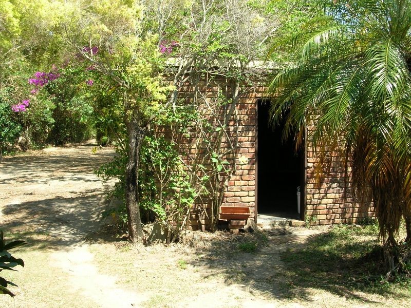 105 Bishop Rd, Beachmere QLD 4510