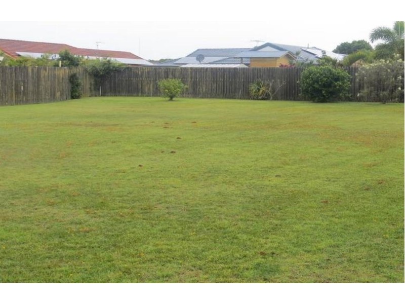 13 Queenscliff Court, Sandstone Point QLD 4511