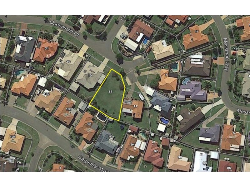 13 Queenscliff Court, Sandstone Point QLD 4511