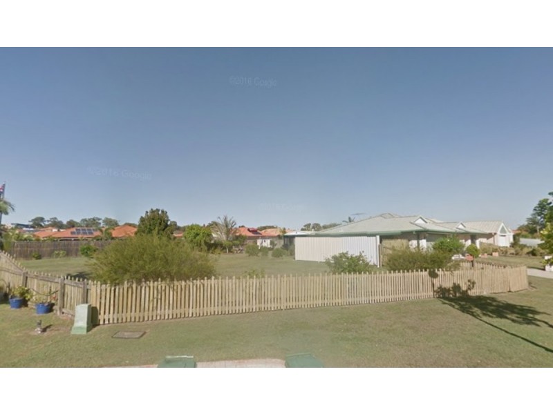 13 Queenscliff Court, Sandstone Point QLD 4511