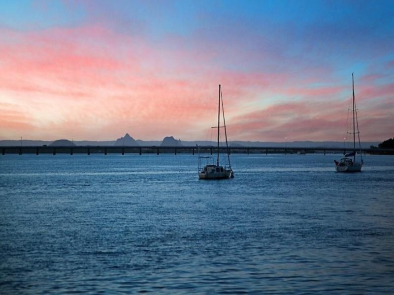 13 Queenscliff Court, Sandstone Point QLD 4511