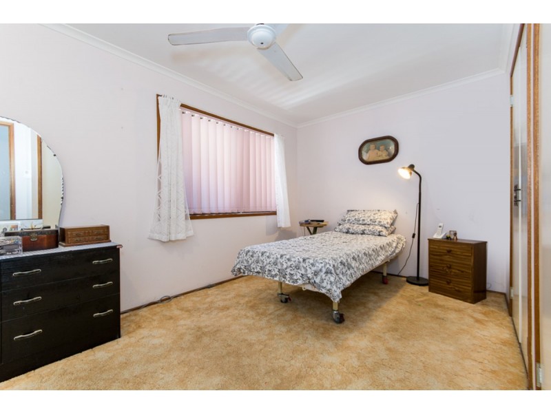 42 Sunderland Drive, Banksia Beach QLD 4507