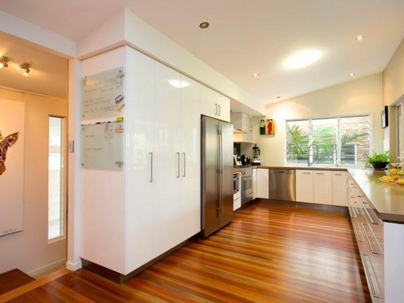 10 Oxley Way, Bribie Island QLD 4507