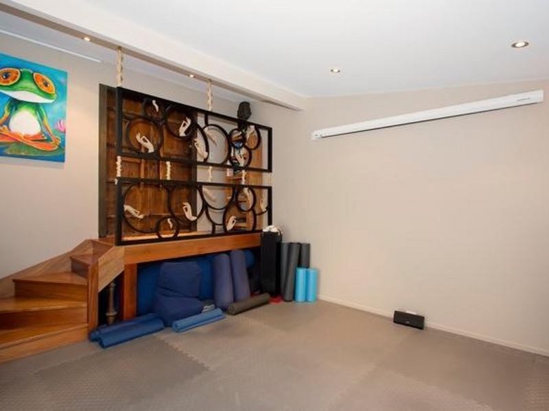 10 Oxley Way, Bribie Island QLD 4507