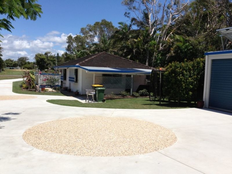 43 Coronation Avenue, Beachmere QLD 4510