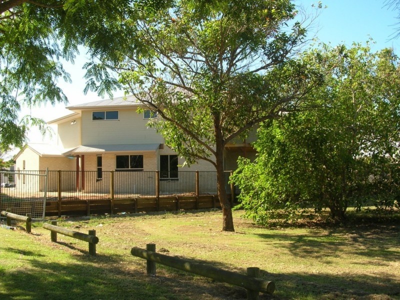 13 Kunde Street, Beachmere QLD 4510