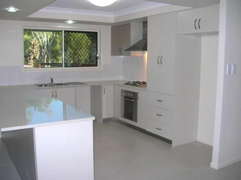 13 Kunde Street, Beachmere QLD 4510