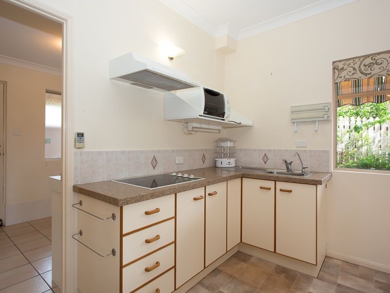 7 Pacific Drive, Bribie Island QLD 4507