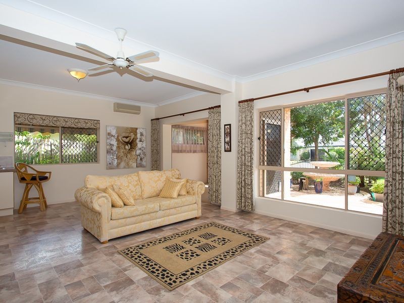 7 Pacific Drive, Bribie Island QLD 4507