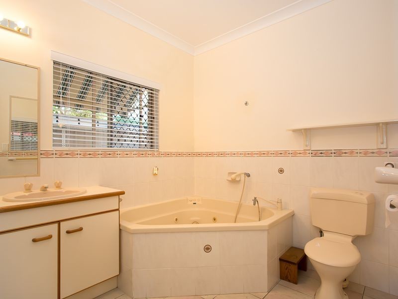 7 Pacific Drive, Bribie Island QLD 4507