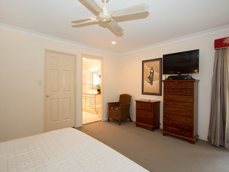 7 Pacific Drive, Bribie Island QLD 4507