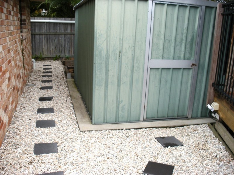 17 Weeroona Avenue, Beachmere QLD 4510