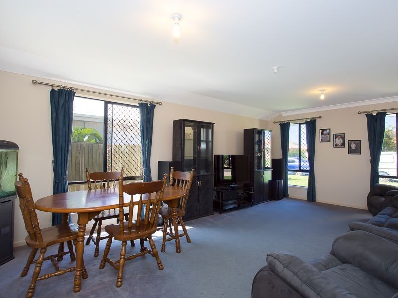 40 Mossman Way, Sandstone Point QLD 4511