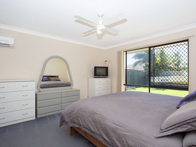 40 Mossman Way, Sandstone Point QLD 4511