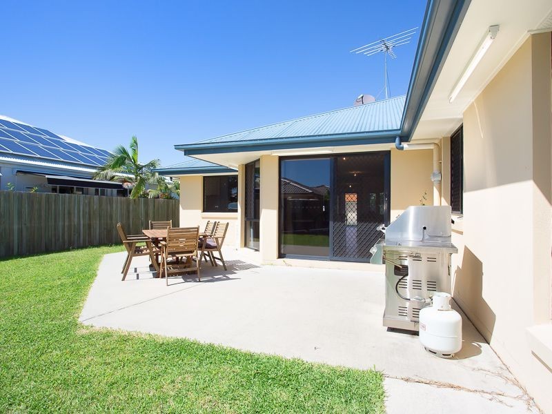 40 Mossman Way, Sandstone Point QLD 4511