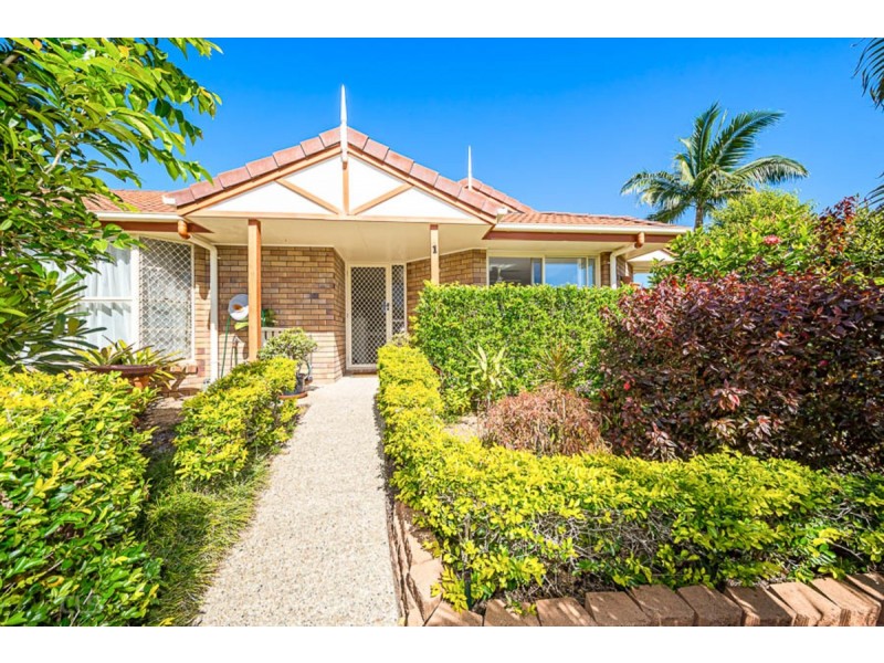 1/2 Fathom Court, Banksia Beach QLD 4507