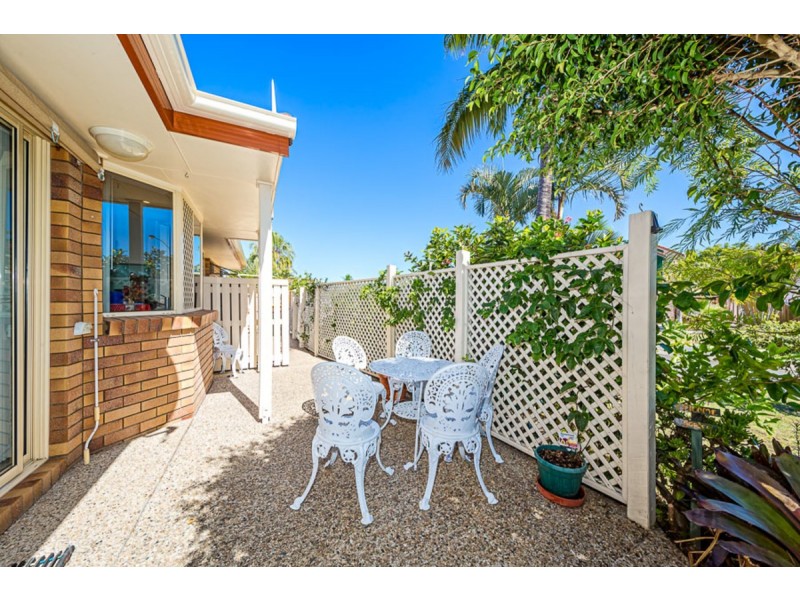 1/2 Fathom Court, Banksia Beach QLD 4507