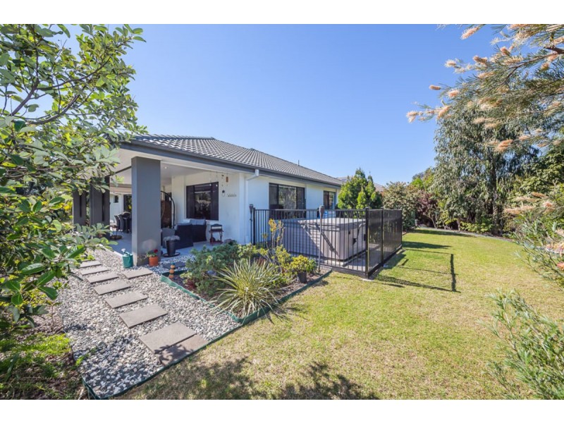 33 Dunebean Drive, Banksia Beach QLD 4507