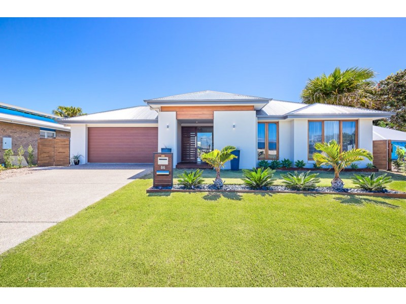86 Foxtail Crescent, Banksia Beach QLD 4507