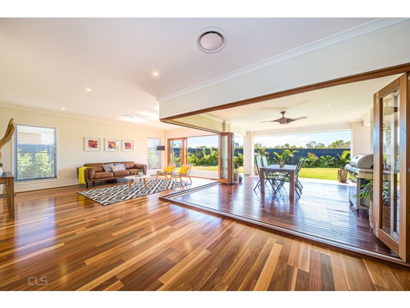 86 Foxtail Crescent, Banksia Beach QLD 4507