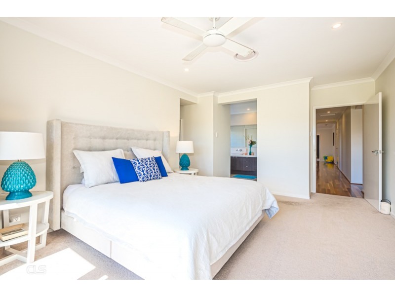 86 Foxtail Crescent, Banksia Beach QLD 4507
