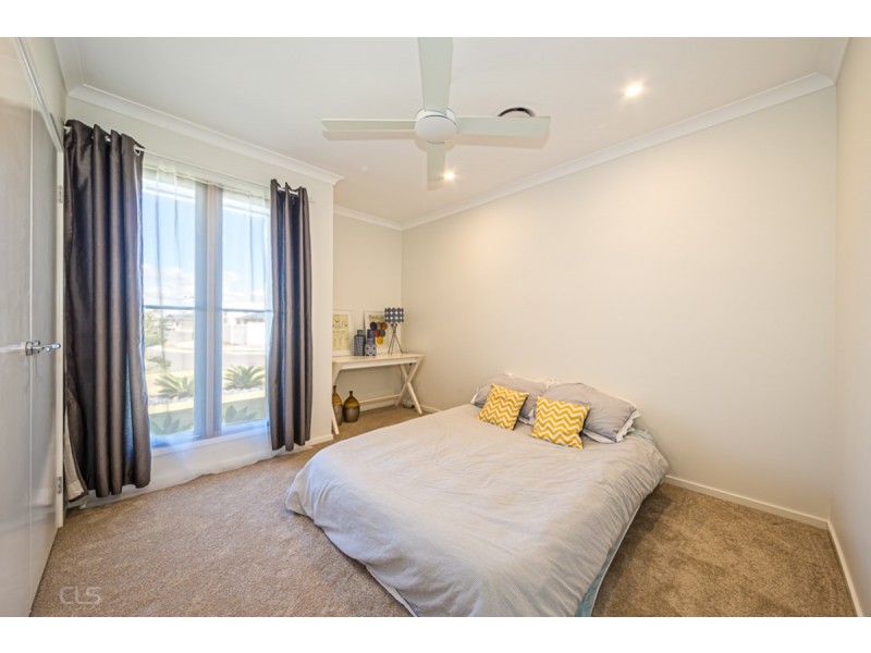86 Foxtail Crescent, Banksia Beach QLD 4507
