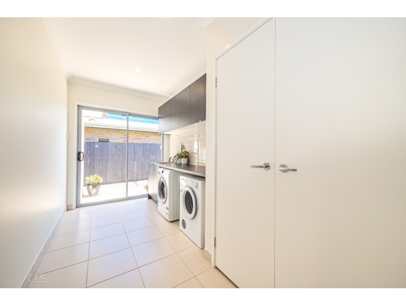 86 Foxtail Crescent, Banksia Beach QLD 4507