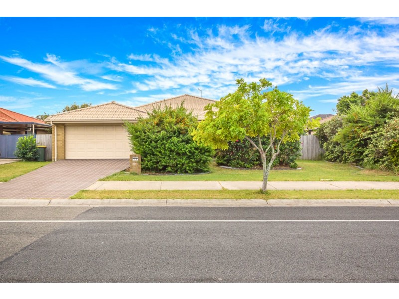 236 Bestmann Road East, Sandstone Point QLD 4511