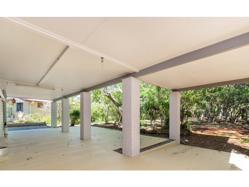 89 Bishop Road, Beachmere QLD 4510