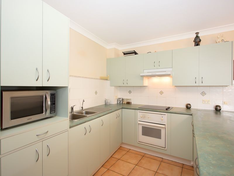 1/5 Wattle Avenue, Bribie Island QLD 4507