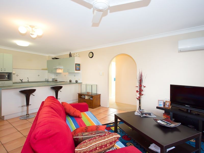 1/5 Wattle Avenue, Bribie Island QLD 4507