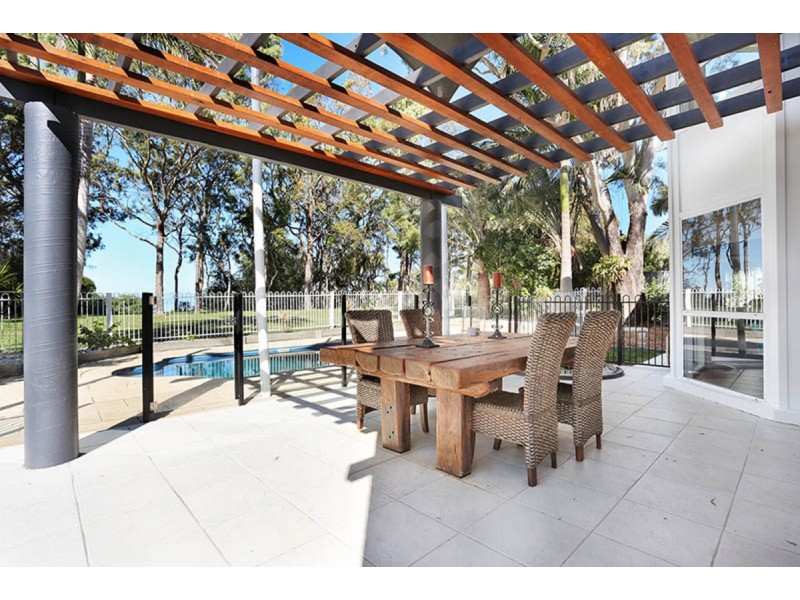 21 Ardel Place, Sandstone Point QLD 4511