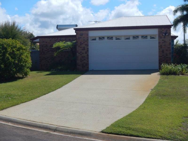 17 Pacific Drive, Banksia Beach QLD 4507