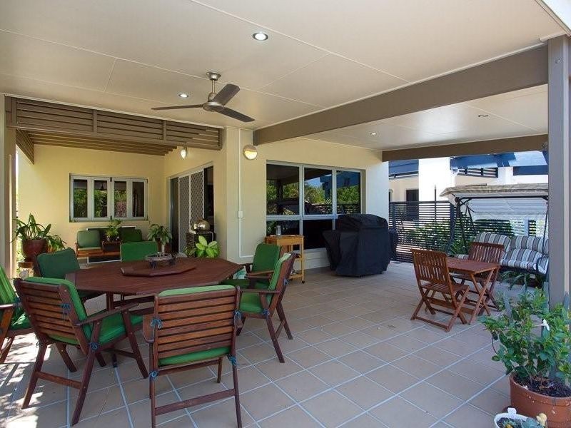 Sandstone Point QLD 4511