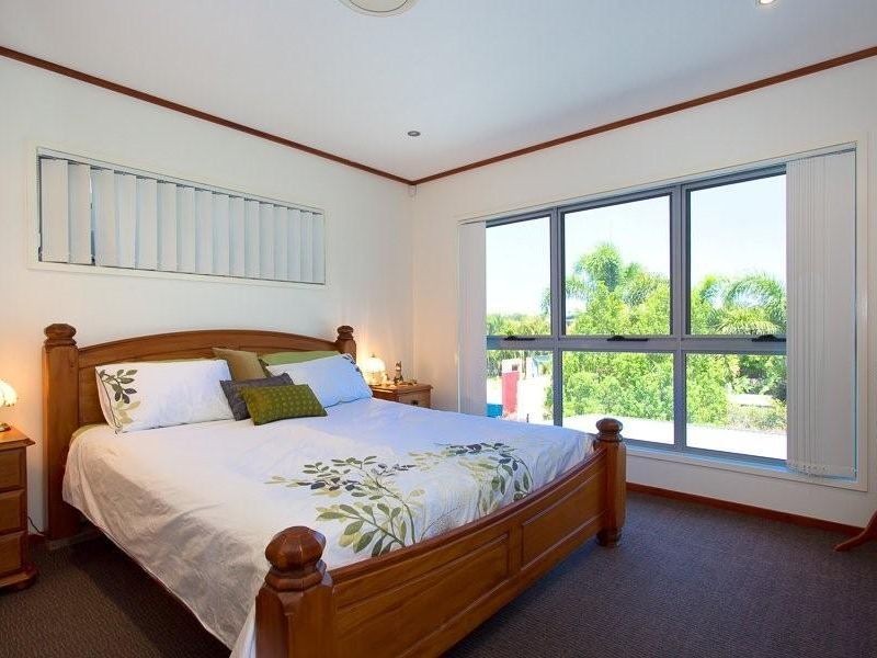 Sandstone Point QLD 4511