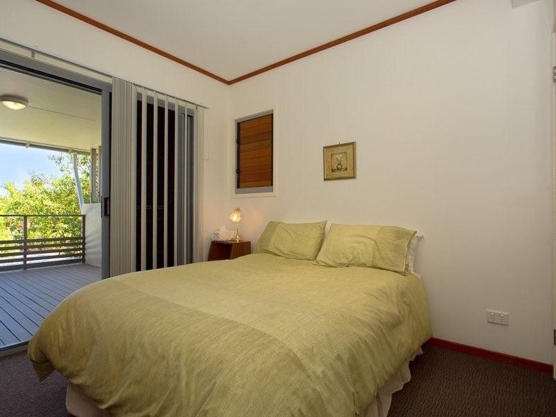 Sandstone Point QLD 4511