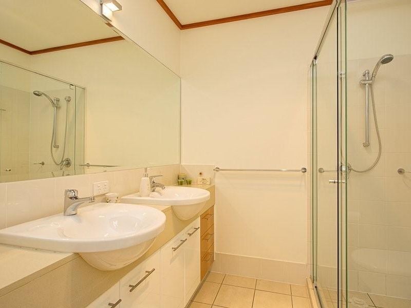 Sandstone Point QLD 4511